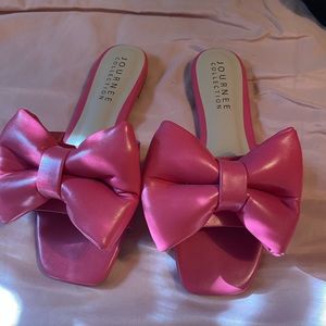 Pink bow slides